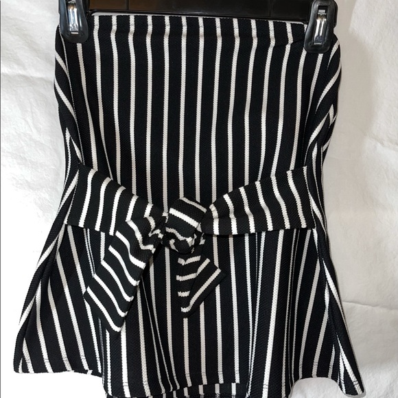 EXPRESS XS Striped Tube Top - Picture 3 of 8